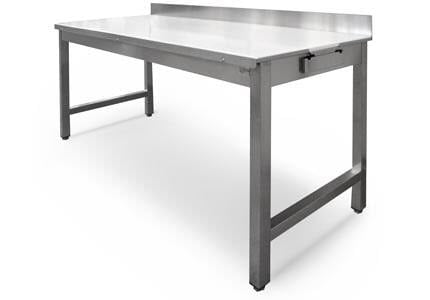 Tables with polyetilene top